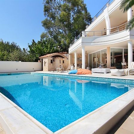 Luxury Villa Sea Melody Palaia Fokaia Bagian luar foto