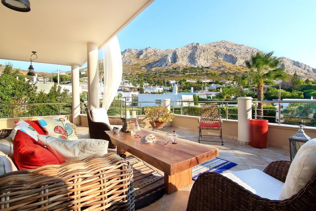 Luxury Villa Sea Melody Palaia Fokaia Bagian luar foto