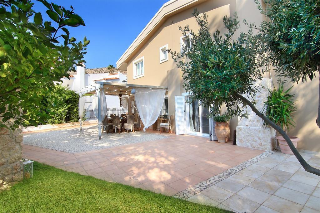 Luxury Villa Sea Melody Palaia Fokaia Bagian luar foto